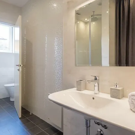 Apartment Cozy 3-bedroom With Stylish Comfort And Chic Decor Sofia