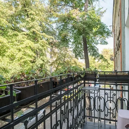 Cozy 3-bedroom With Stylish Comfort And Chic Decor Apartment Sofia
